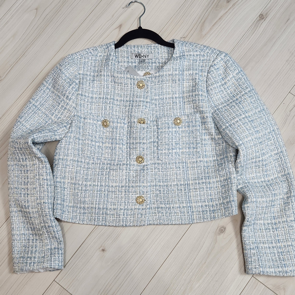 WD.NY NWT Beautiful Women's Light Blue Cropped Tweed Jacket. Size L